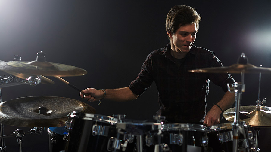 <i>Professional Instruments<br>Recording & Sound Equipment<br>Music&nbsp;Studios&nbsp;-&nbsp;Lessons</i>